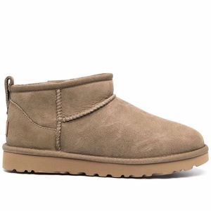 UGG ultra mini in Antilope - brand new in box size 7 & 8